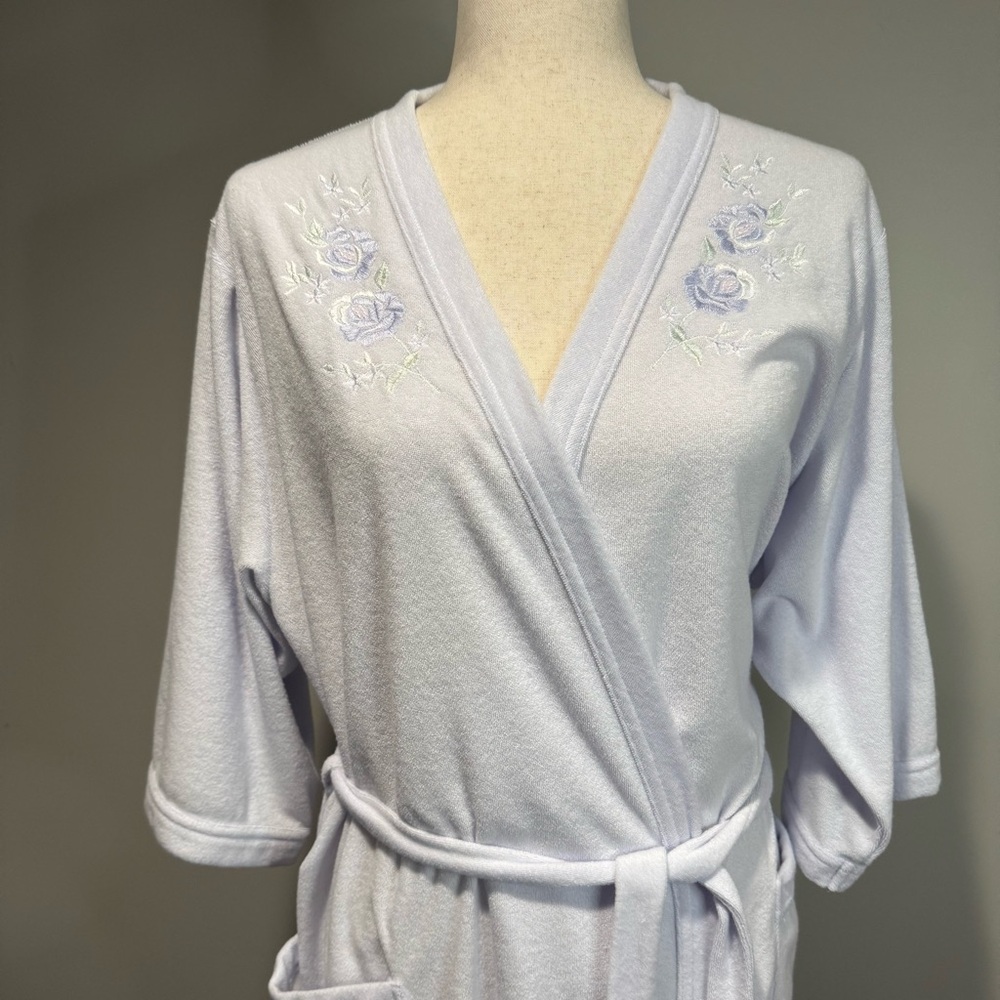Miss Elaine Vintage Lavender Embroidered Floral Wrap Robe Terry Knit Lounge M